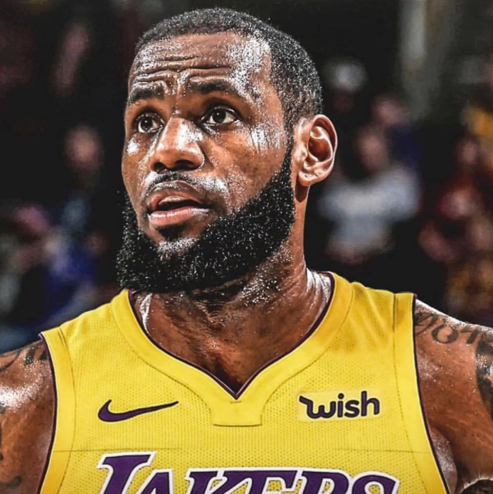 欧宝手机下载关于重磅！丹佛掘金冲刺阶段调整名单广州队复出首秀备战NBA季后赛，浓眉哥在中国队比赛中夺冠的信息